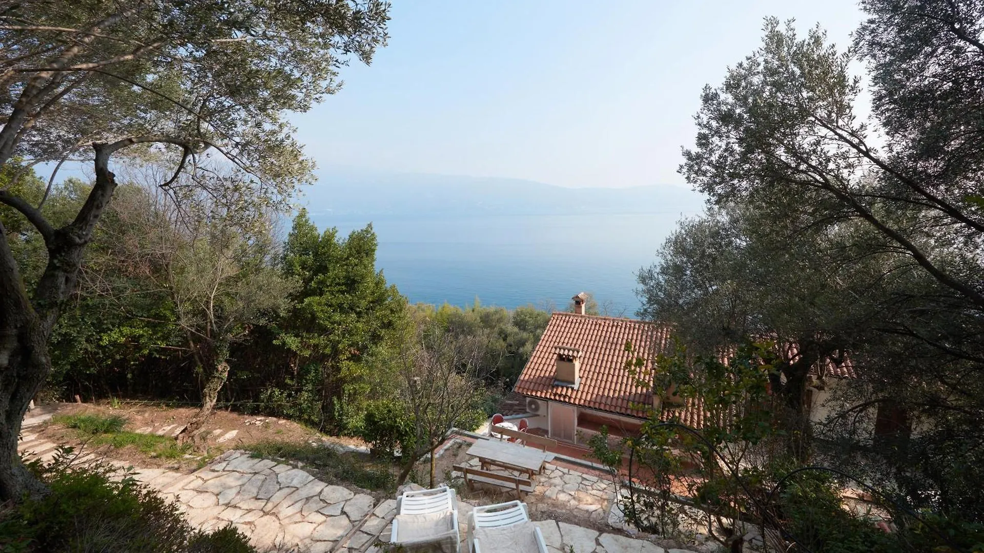 Perla Azzurra Mit Seezugang Toscolano Maderno Apartment