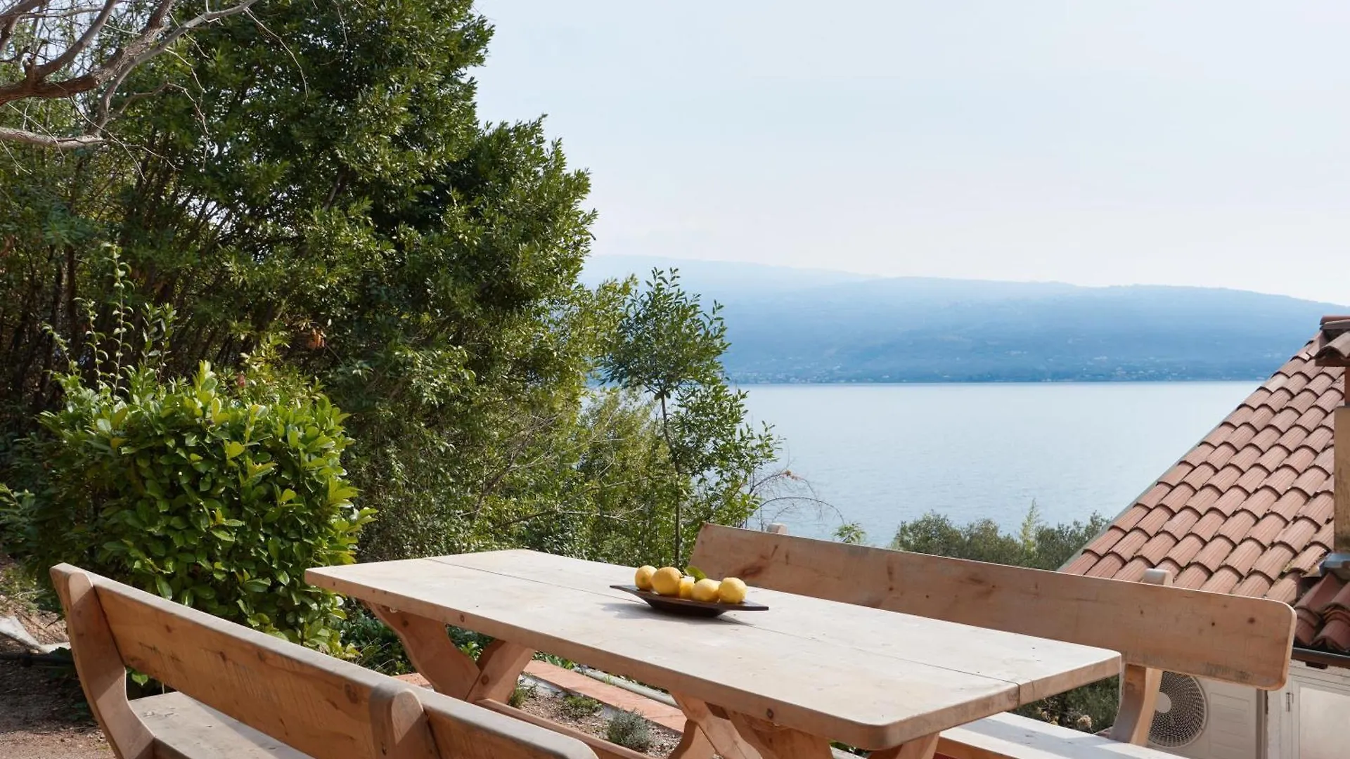 Apartment Perla Azzurra Mit Seezugang Toscolano Maderno