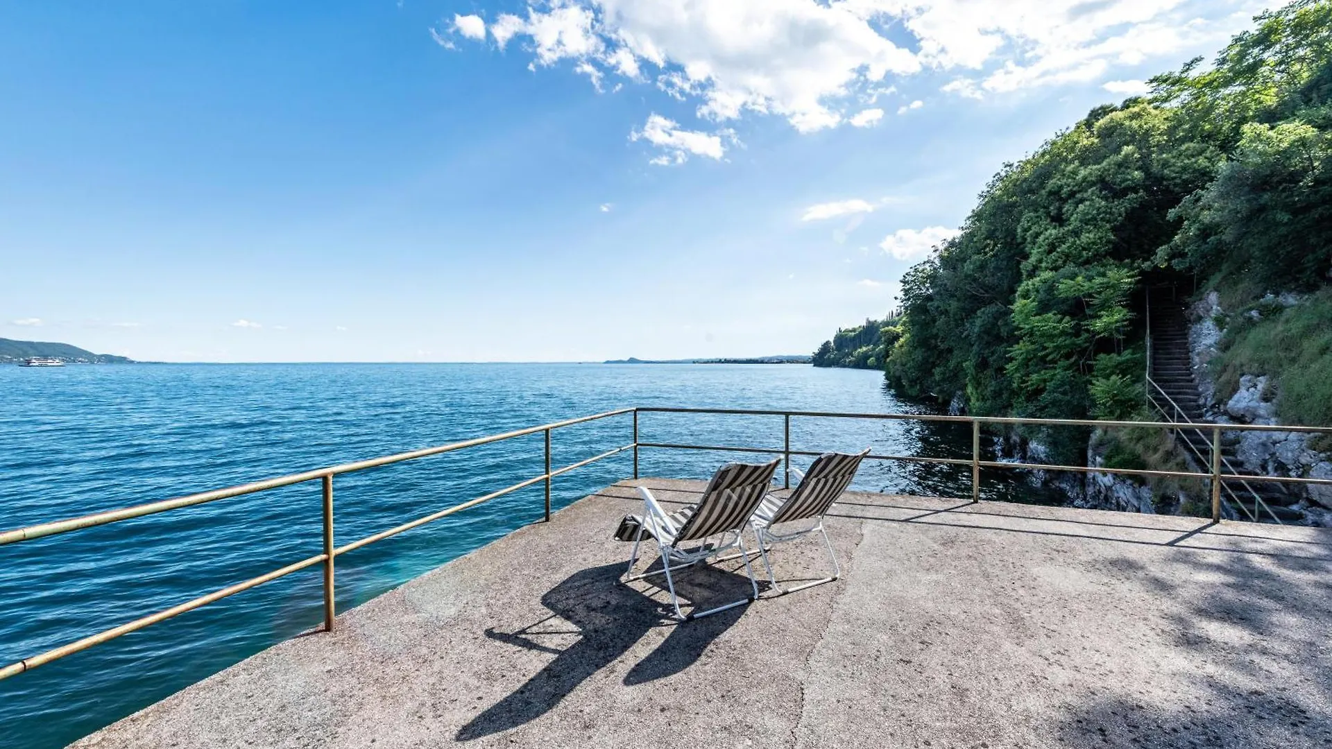 Apartment Perla Azzurra Mit Seezugang Toscolano Maderno Italy